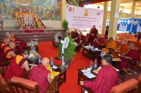 འདུལ་བའི་བགྲོ་གླེང་ཚོགས།